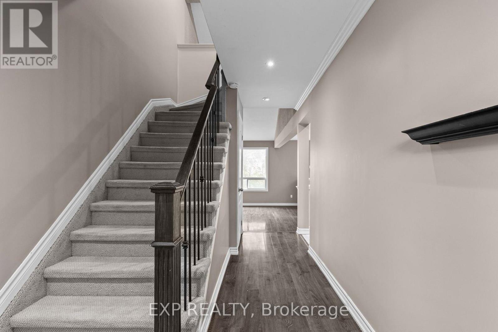 12 - 12 Lankin Boulevard Property Photo 4