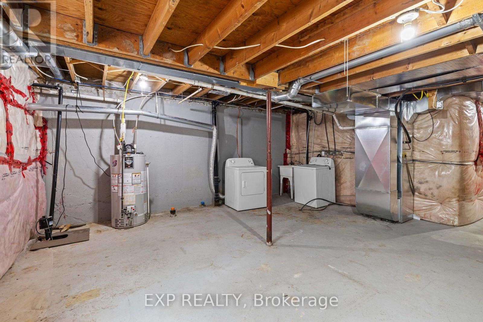 12 - 12 Lankin Boulevard Property Photo 24