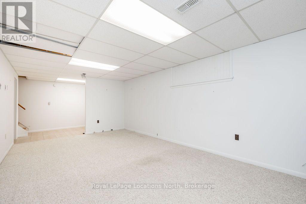 9 Vine Crescent Property Photo 32