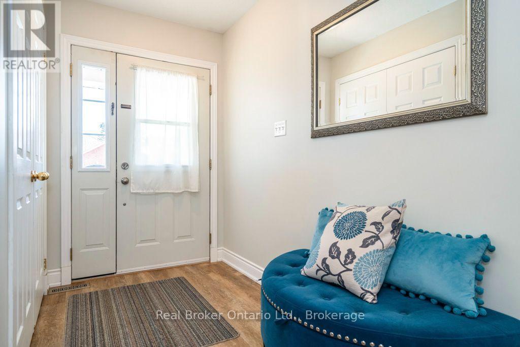 22 Burton Crescent Property Photo 4