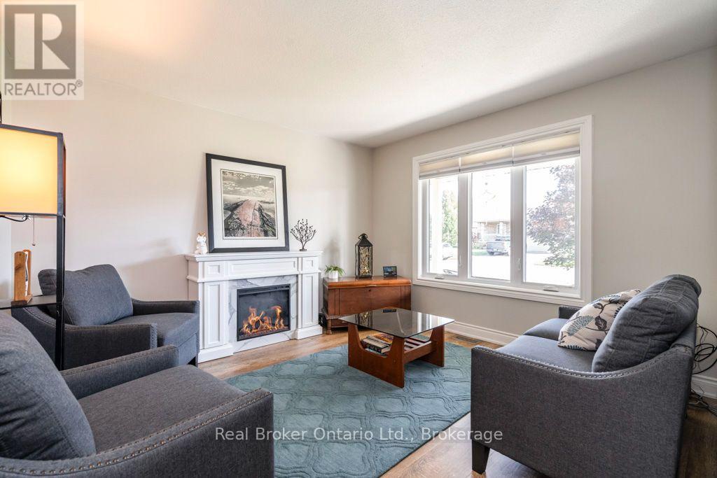 22 Burton Crescent Property Photo 5