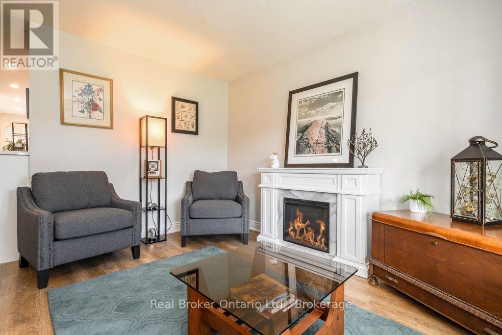 22 Burton Crescent Property Photo 6
