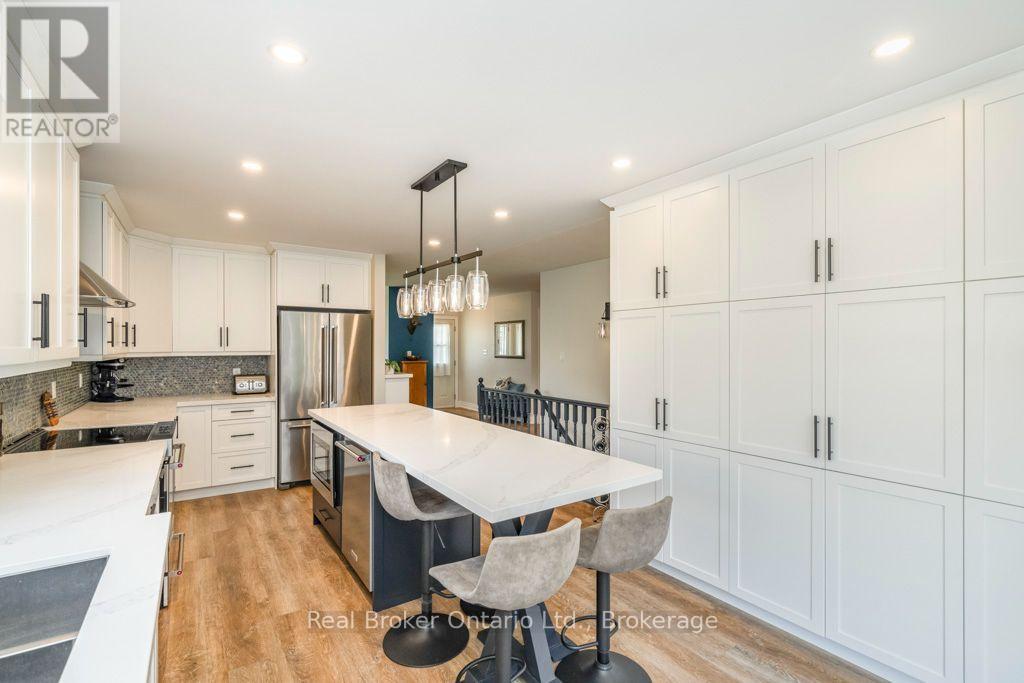 22 Burton Crescent Property Photo 9