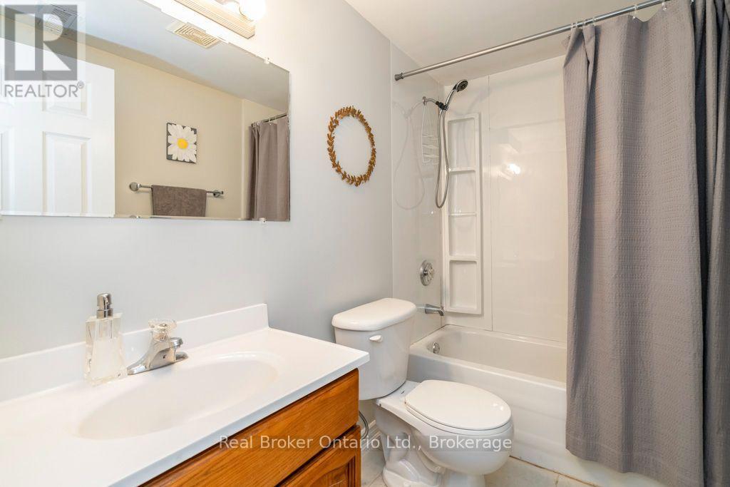 22 Burton Crescent Property Photo 21
