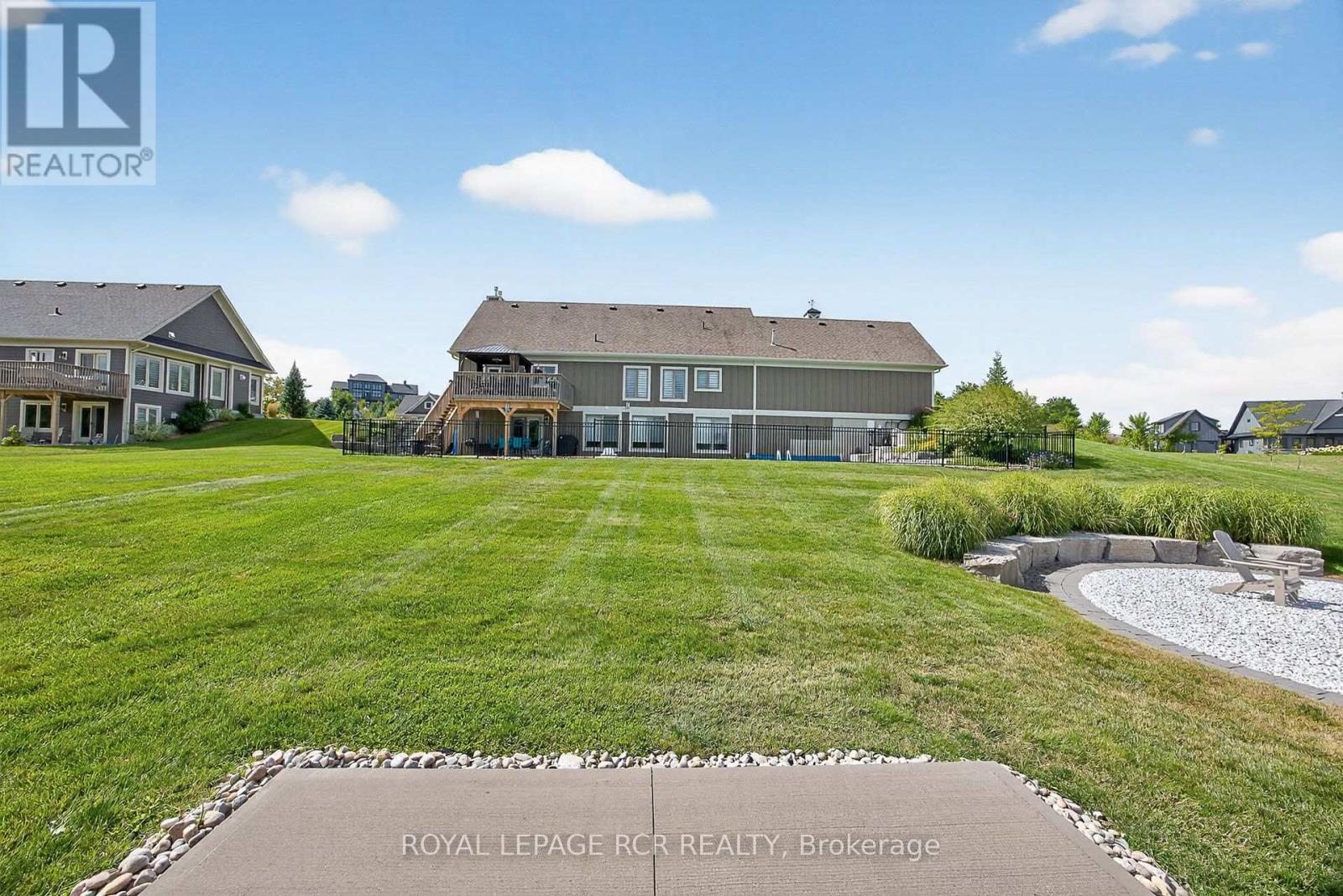 3 Thoroughbred Drive Property Photo 39