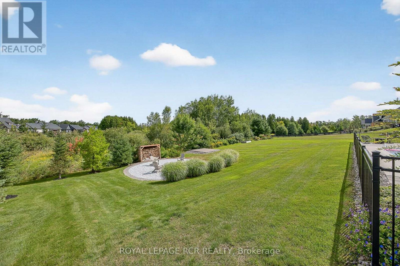 3 Thoroughbred Drive Property Photo 41
