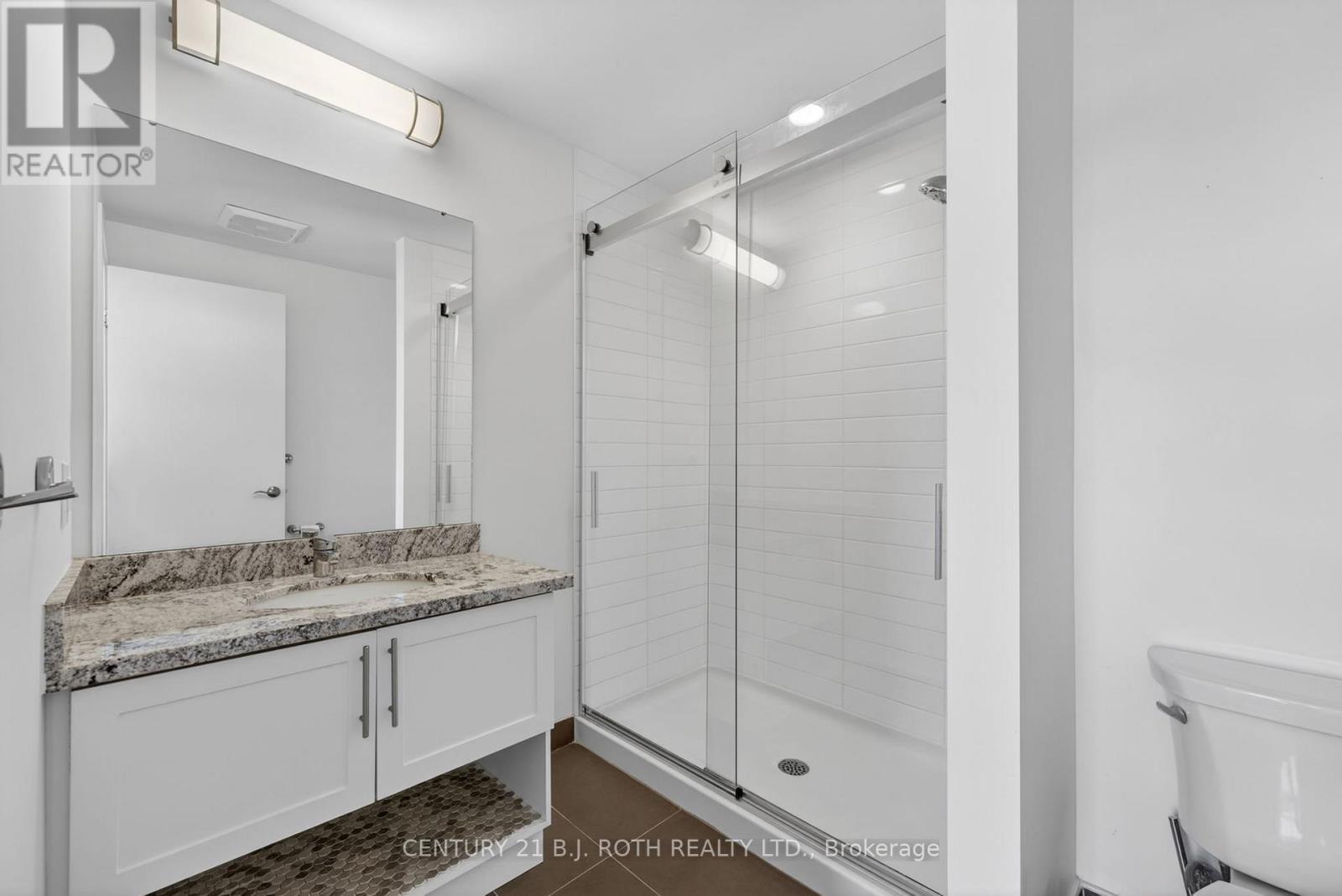 310 - 40 Horseshoe Boulevard Property Photo 15