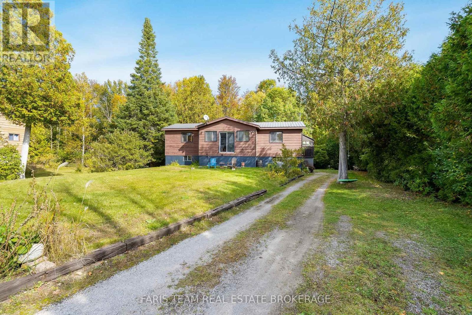 7 Couchiching Crescent Property Photo 3