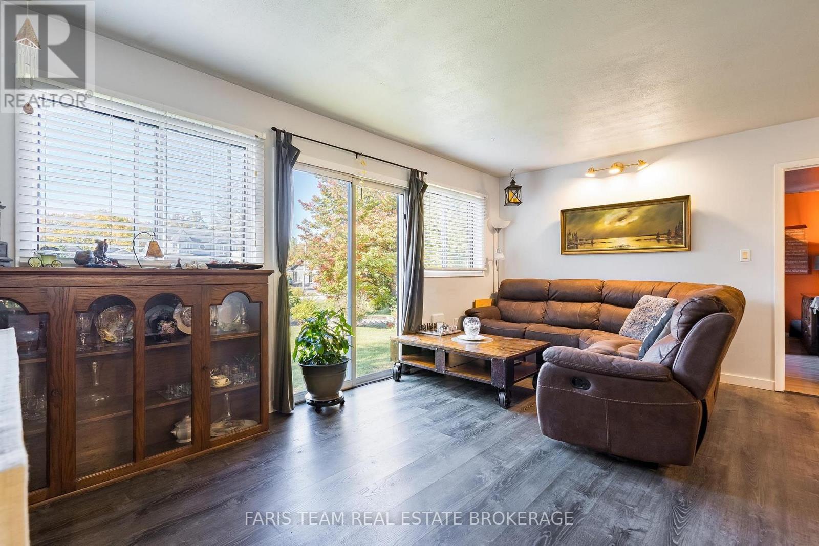 7 Couchiching Crescent Property Photo 10