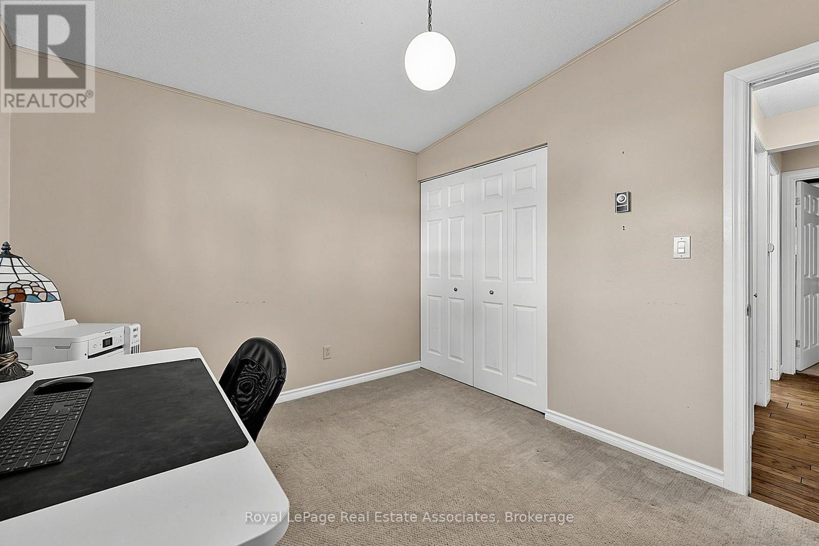 408 Mooney Crescent Property Photo 21