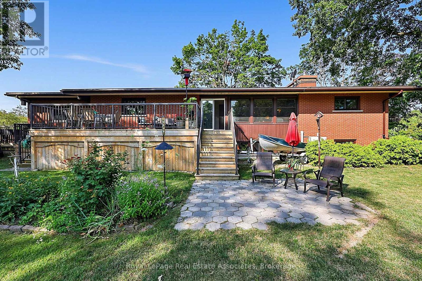 408 Mooney Crescent Property Photo 35