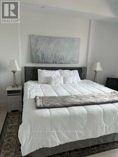 514 - 1 Hume Street W Property Photo 12