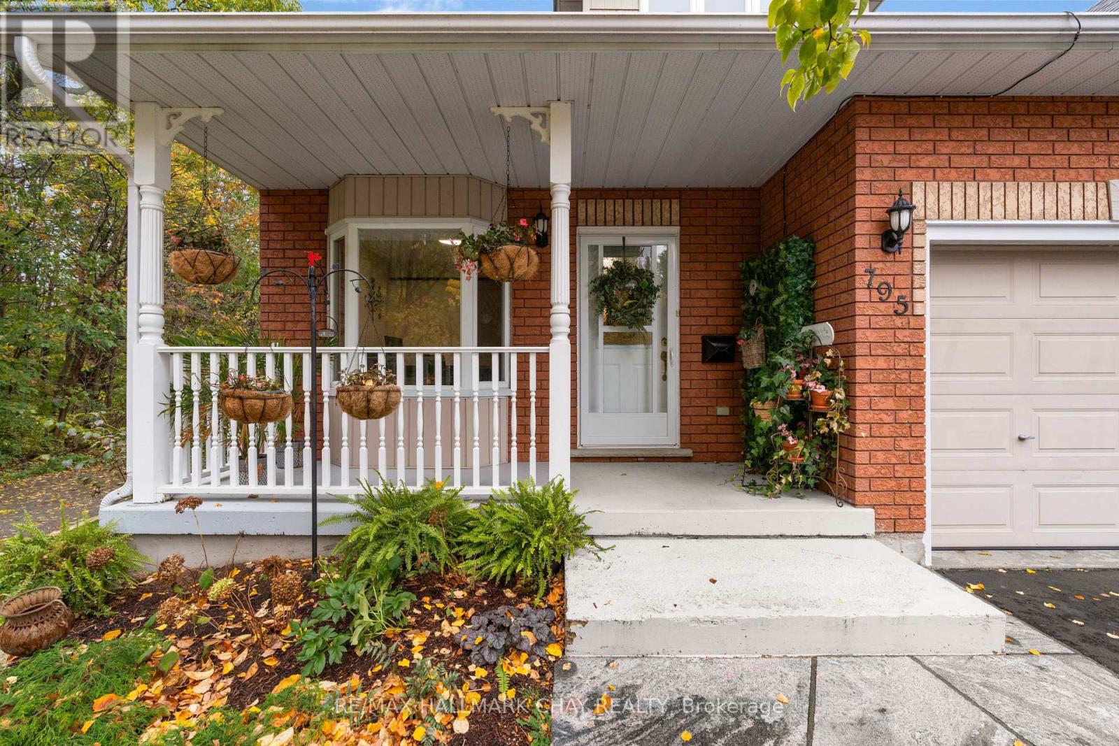 795 Jane Boulevard Property Photo 3