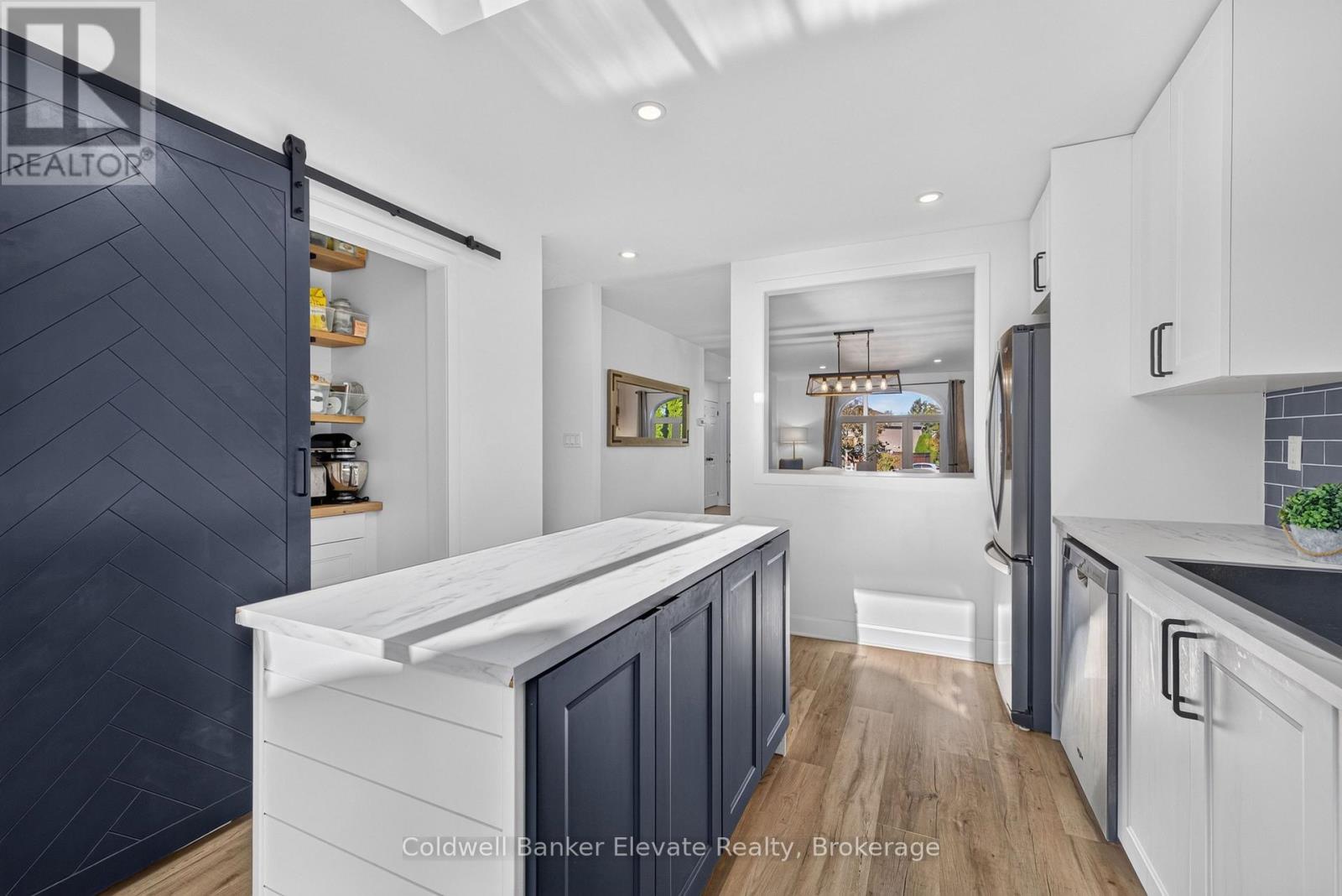 15 Nakiska Court Property Photo 14