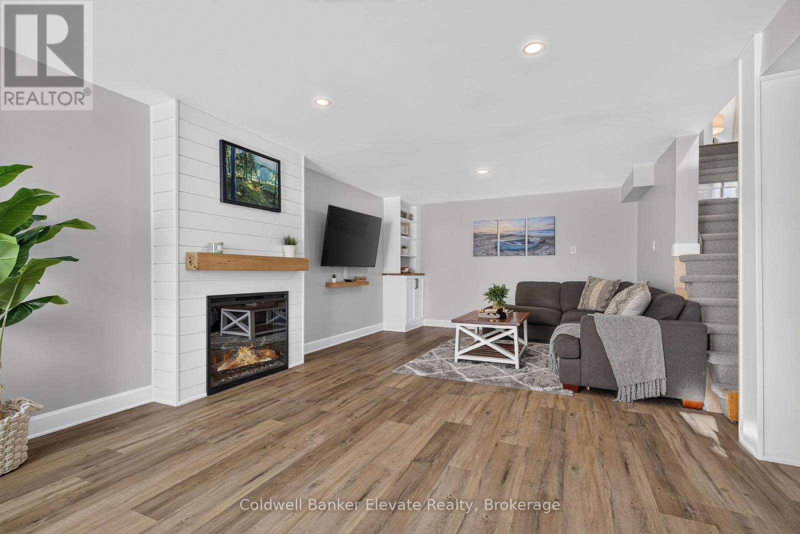 15 Nakiska Court Property Photo 25