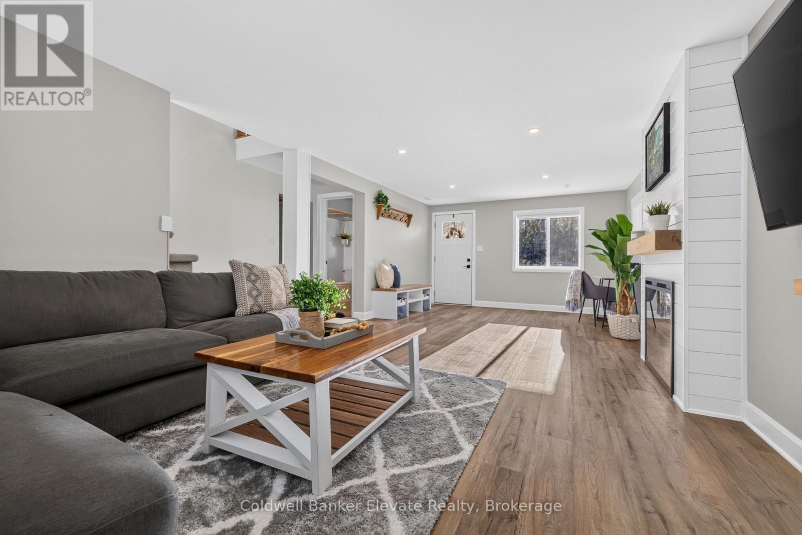15 Nakiska Court Property Photo 27