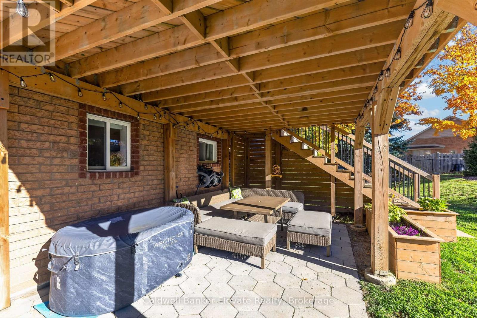 15 Nakiska Court Property Photo 43