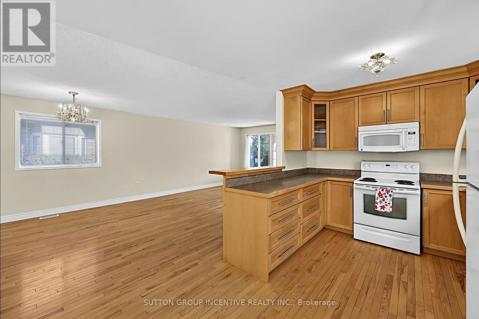 8 Lucas Avenue Property Photo 10