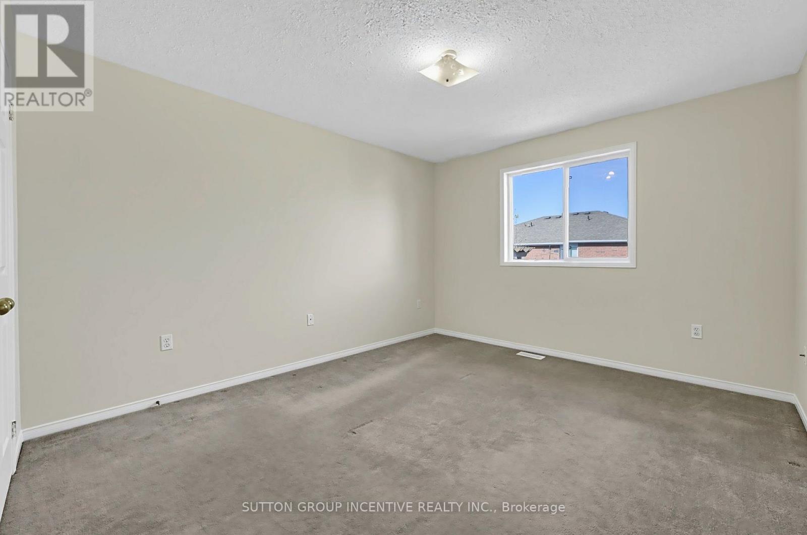 8 Lucas Avenue Property Photo 15