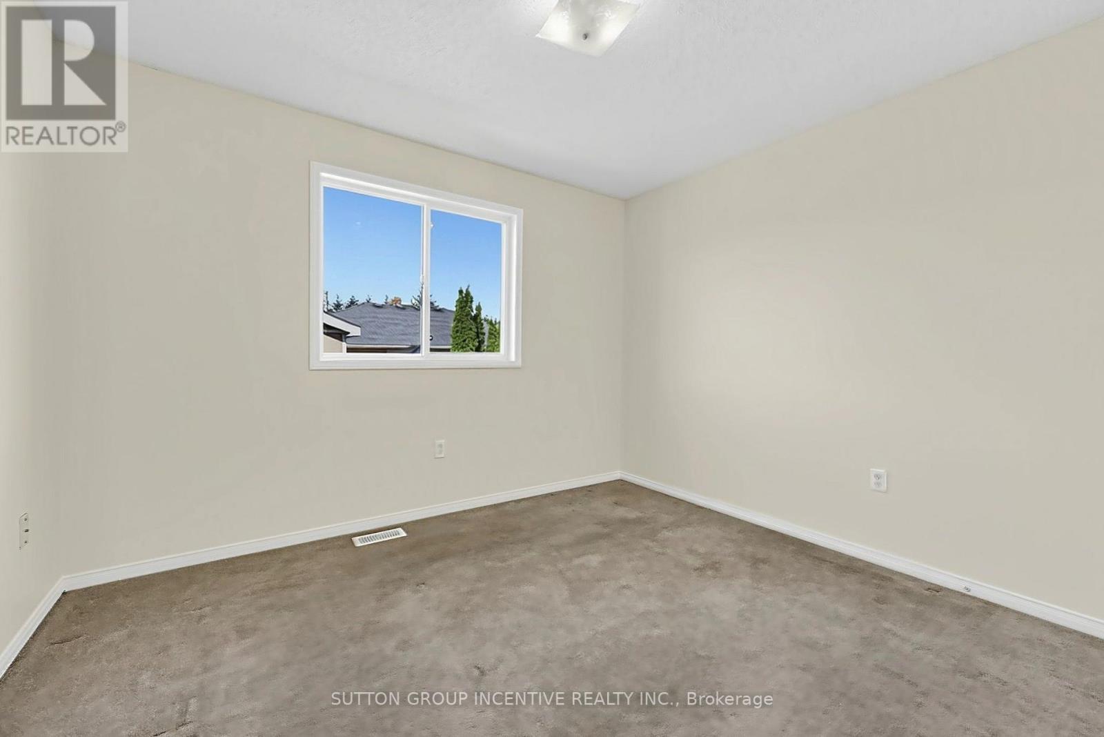 8 Lucas Avenue Property Photo 19