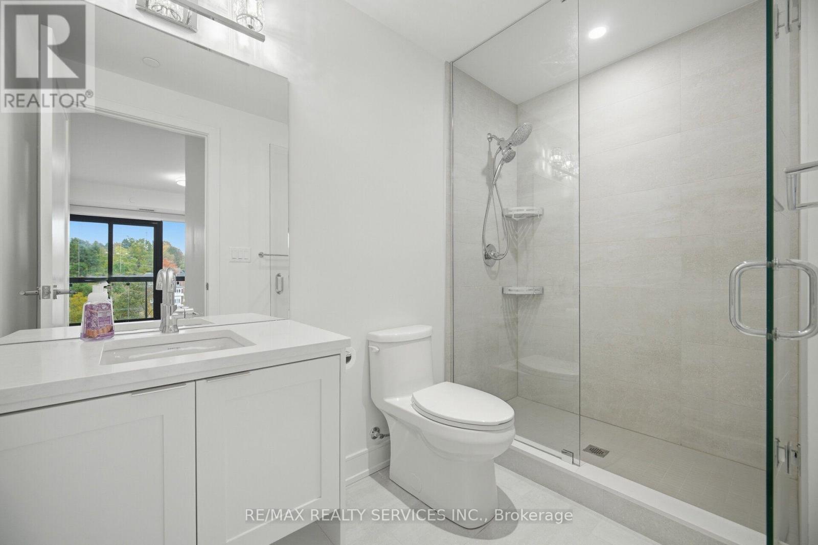 620 - 185 Dunlop Street E Property Photo 21