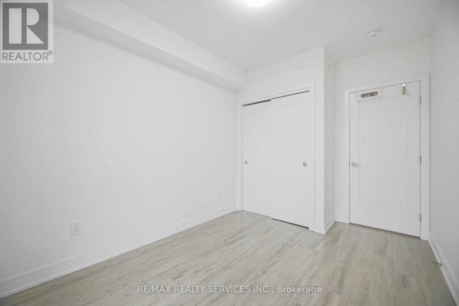 620 - 185 Dunlop Street E Property Photo 24