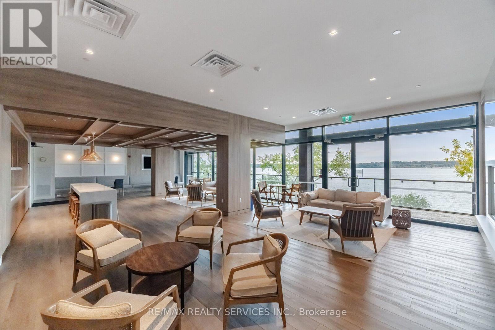 620 - 185 Dunlop Street E Property Photo 31