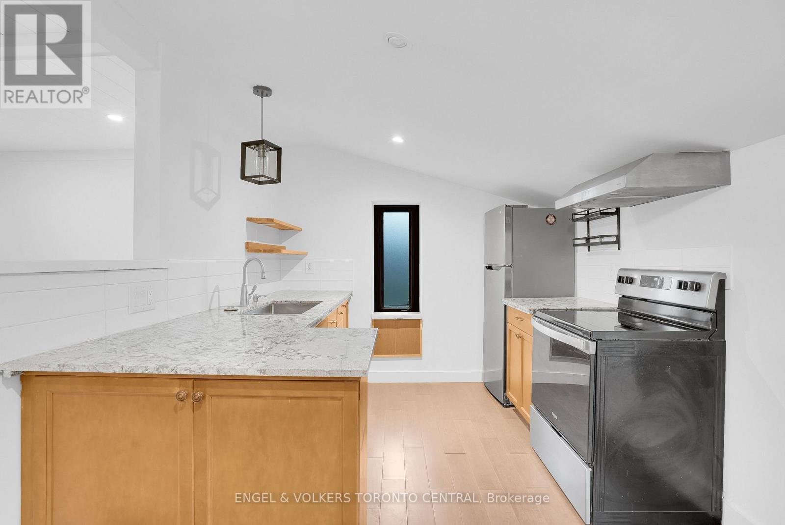 204 Cox Mill Road Property Photo 14