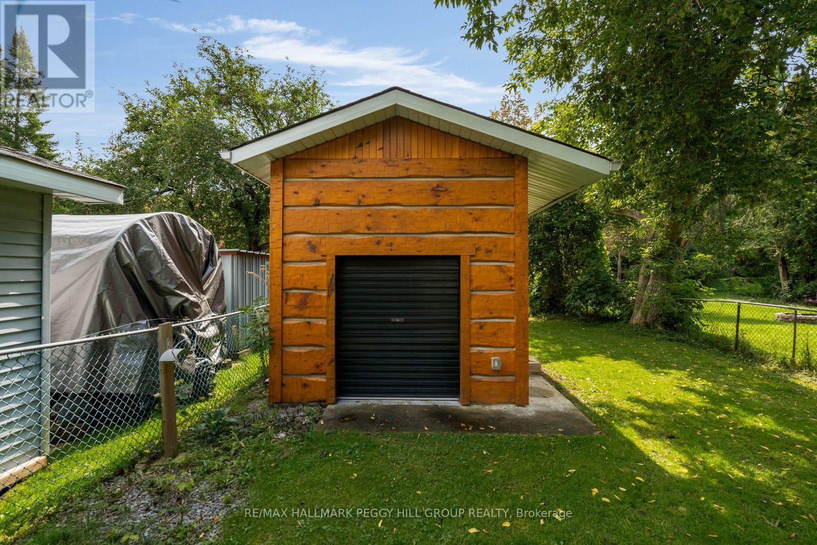 93 Bond Street Property Photo 8