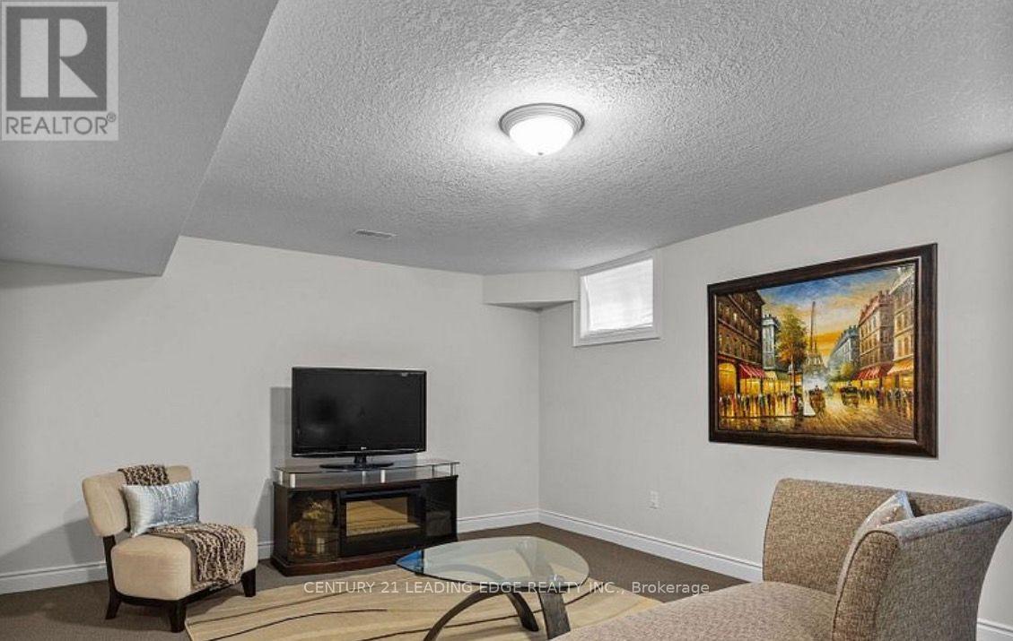 9 Kierland Road Property Photo 27