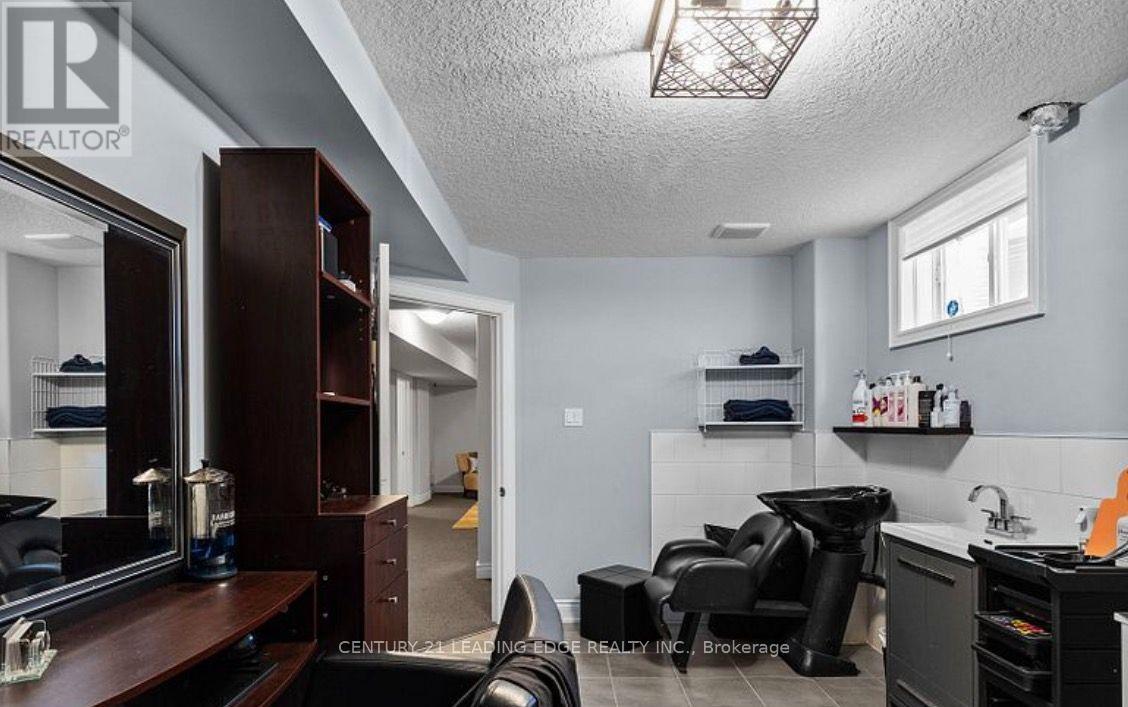 9 Kierland Road Property Photo 31