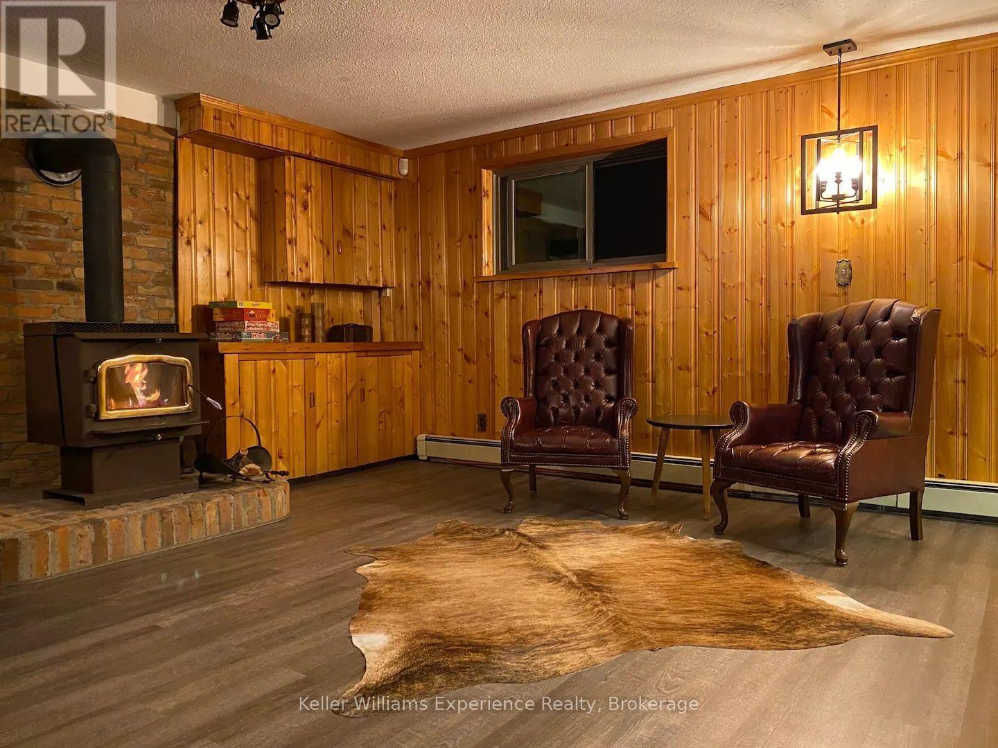 993 18 Concession W Property Photo 15