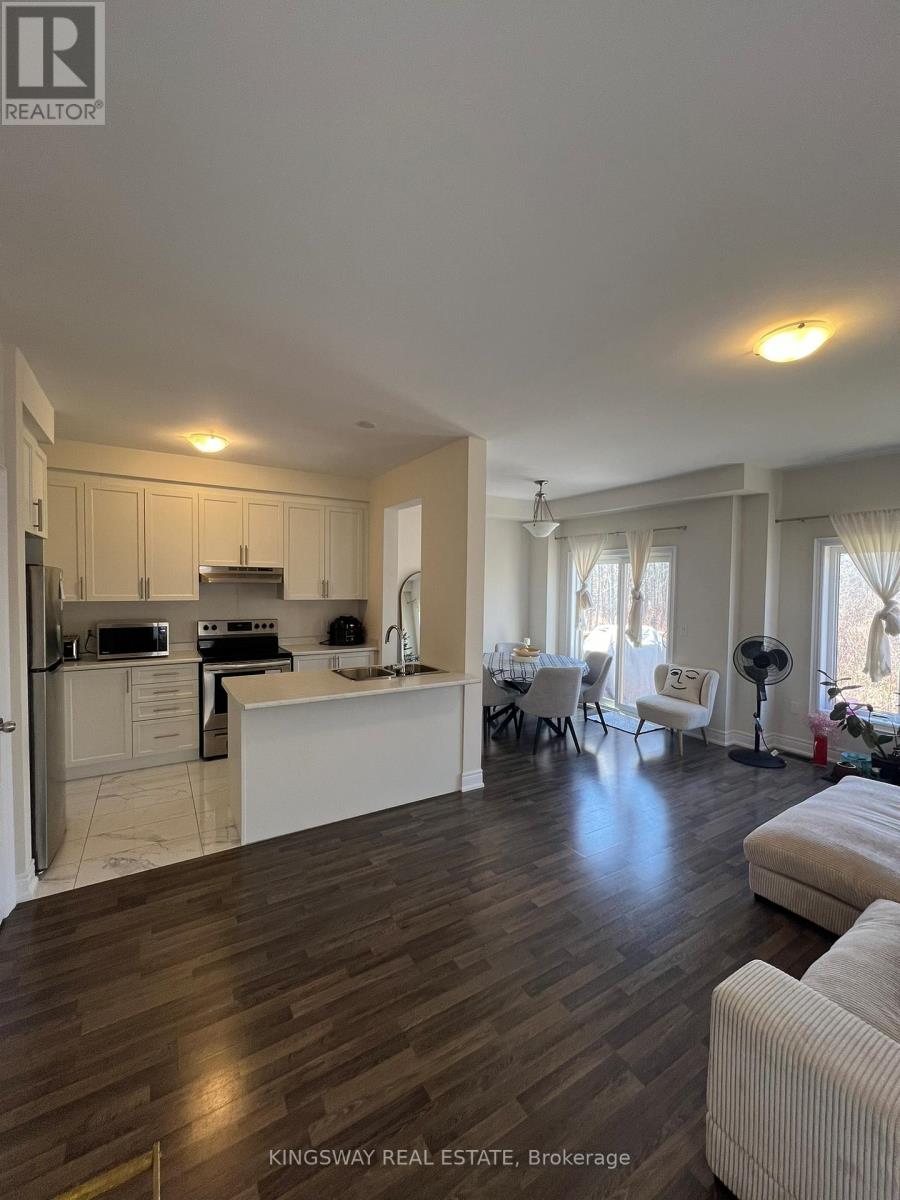 255 Atkinson Street Property Photo 7