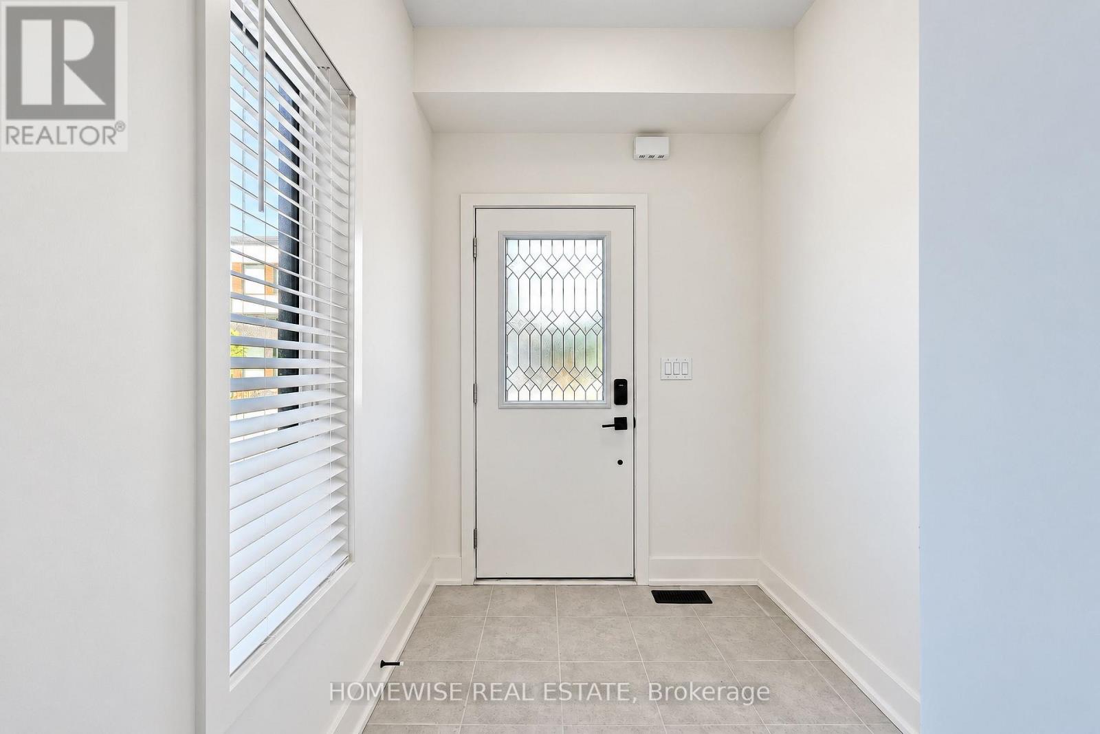 33 Ruby Crescent Property Photo 5