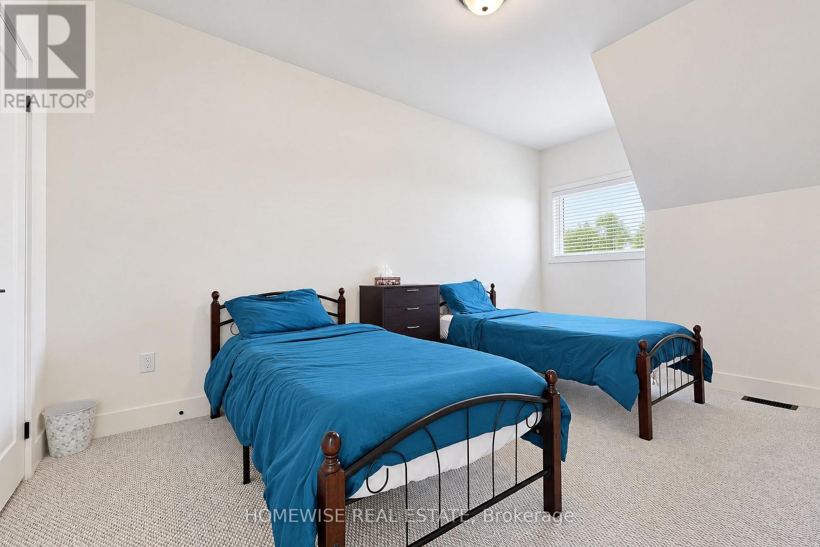 33 Ruby Crescent Property Photo 21