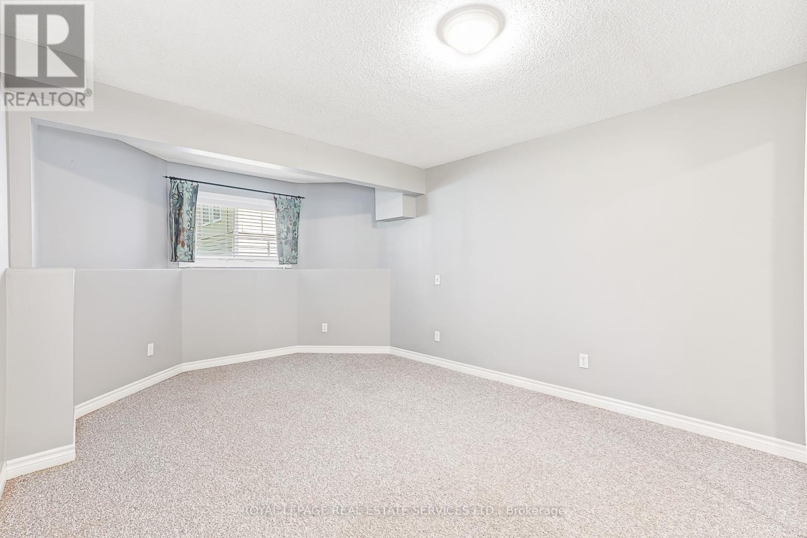 2 Alexandra Lane Property Photo 15