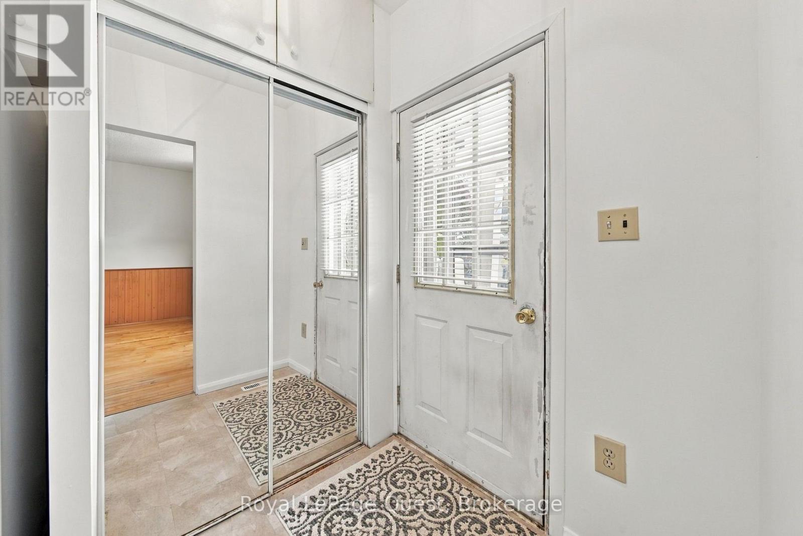 148 Coldwater Road W Property Photo 3