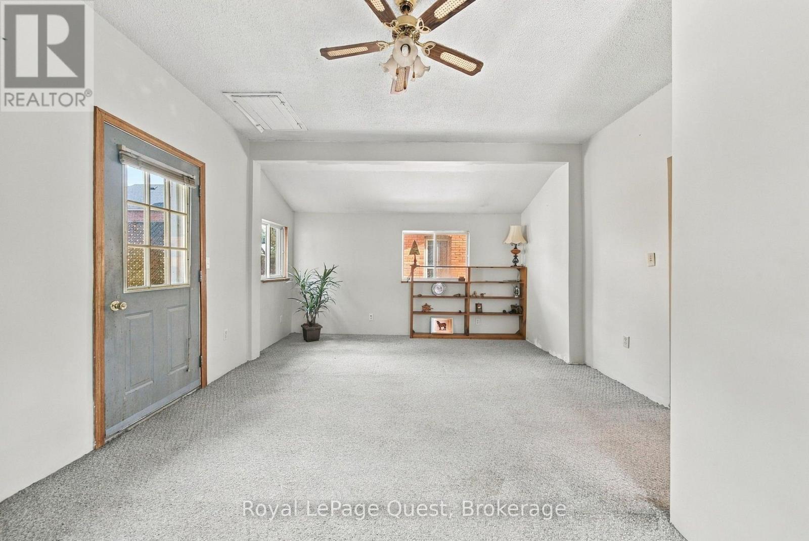 148 Coldwater Road W Property Photo 14