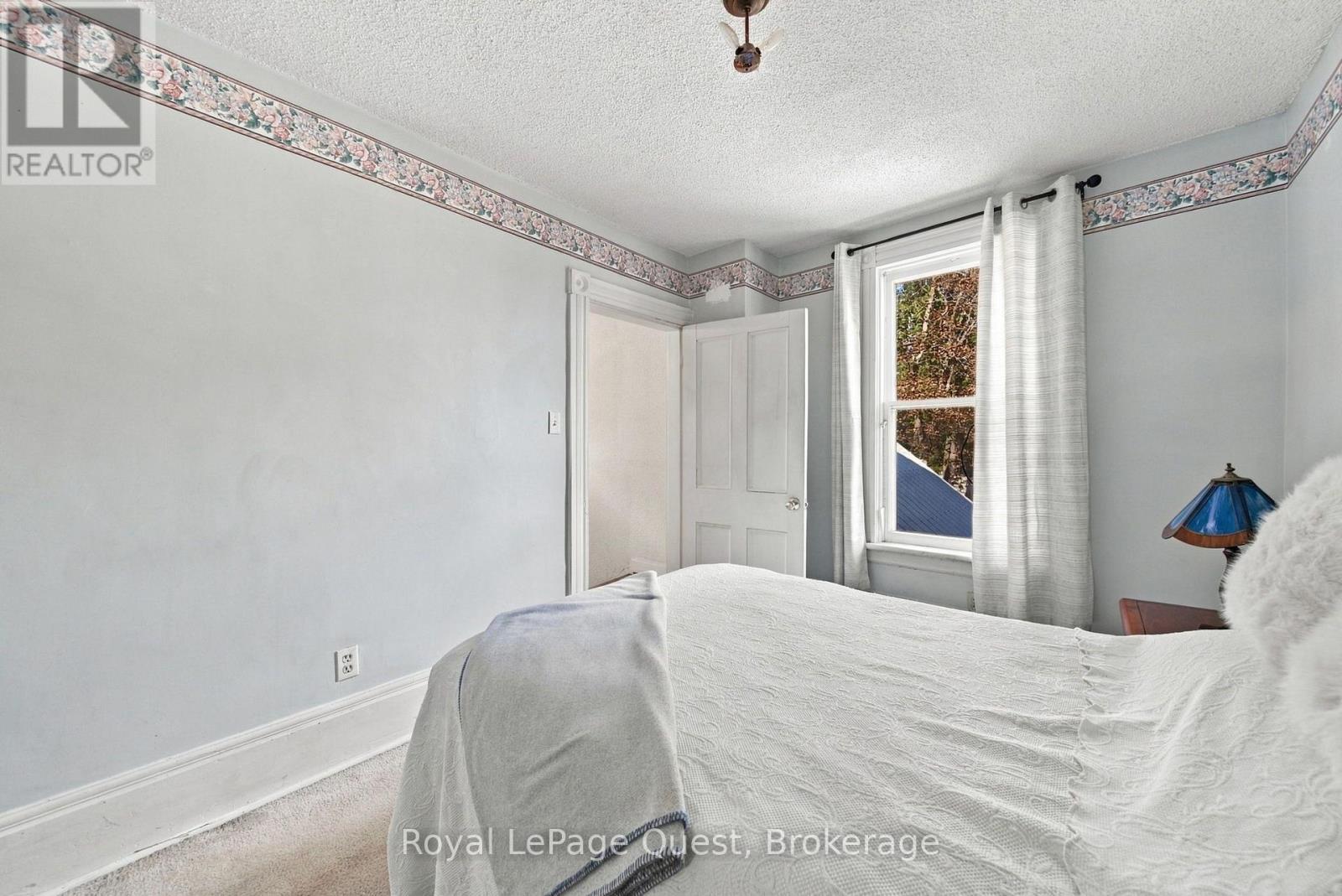 148 Coldwater Road W Property Photo 18