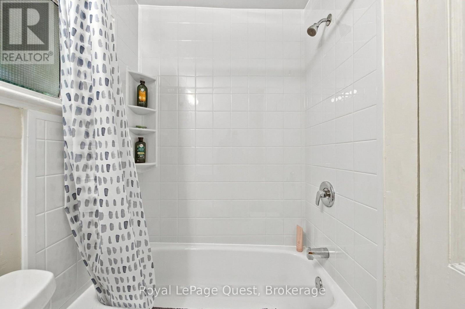 148 Coldwater Road W Property Photo 22