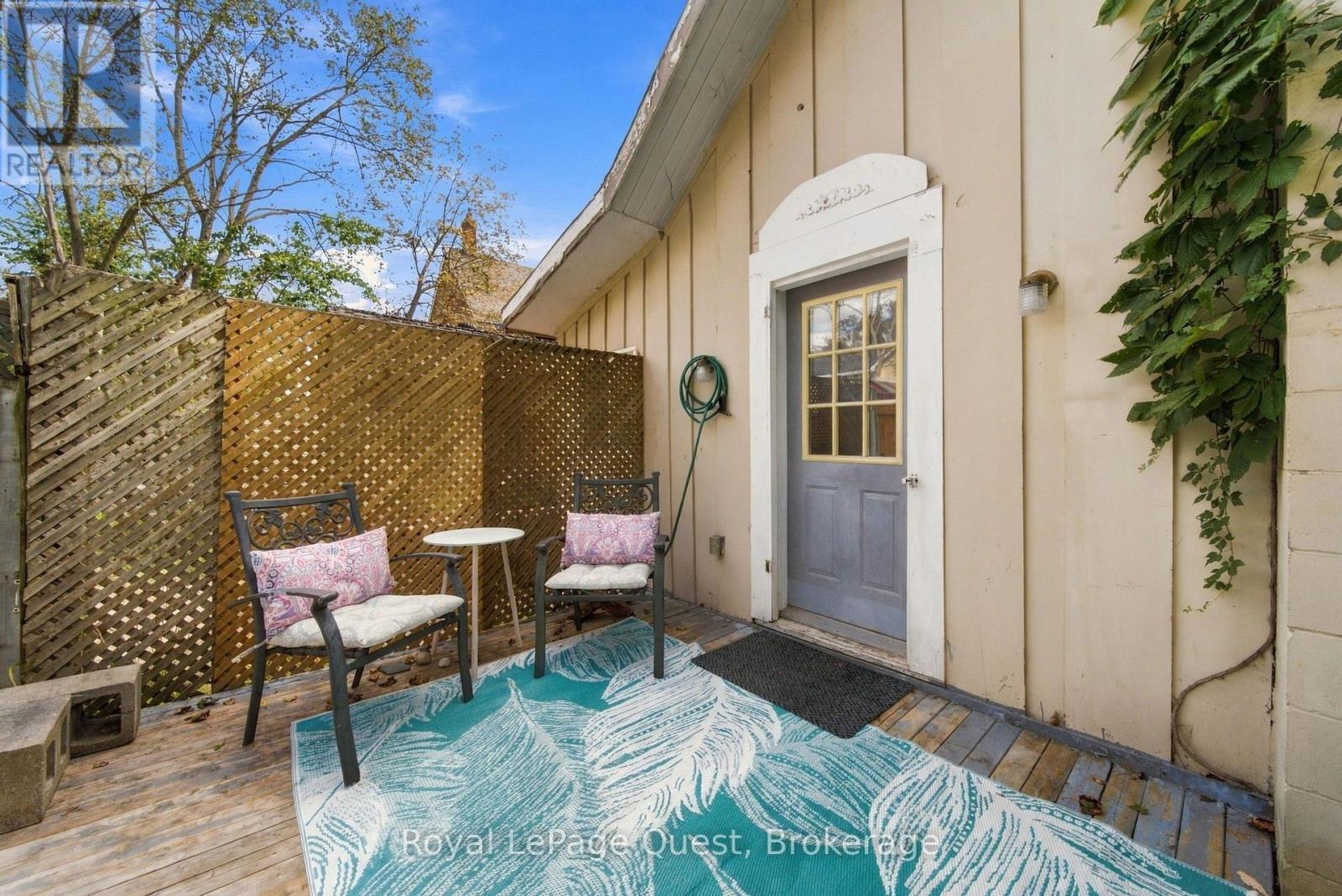 148 Coldwater Road W Property Photo 23