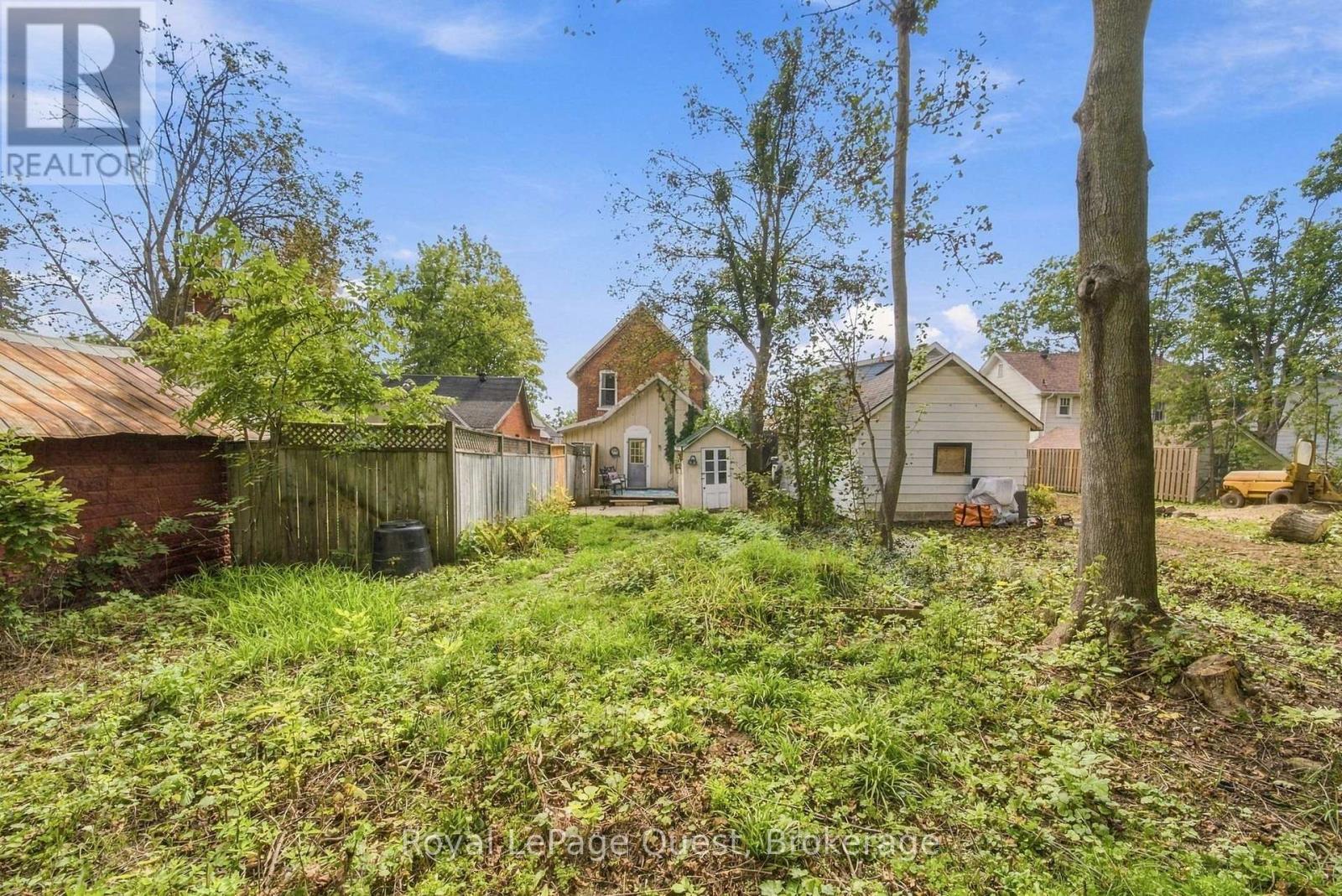 148 Coldwater Road W Property Photo 26