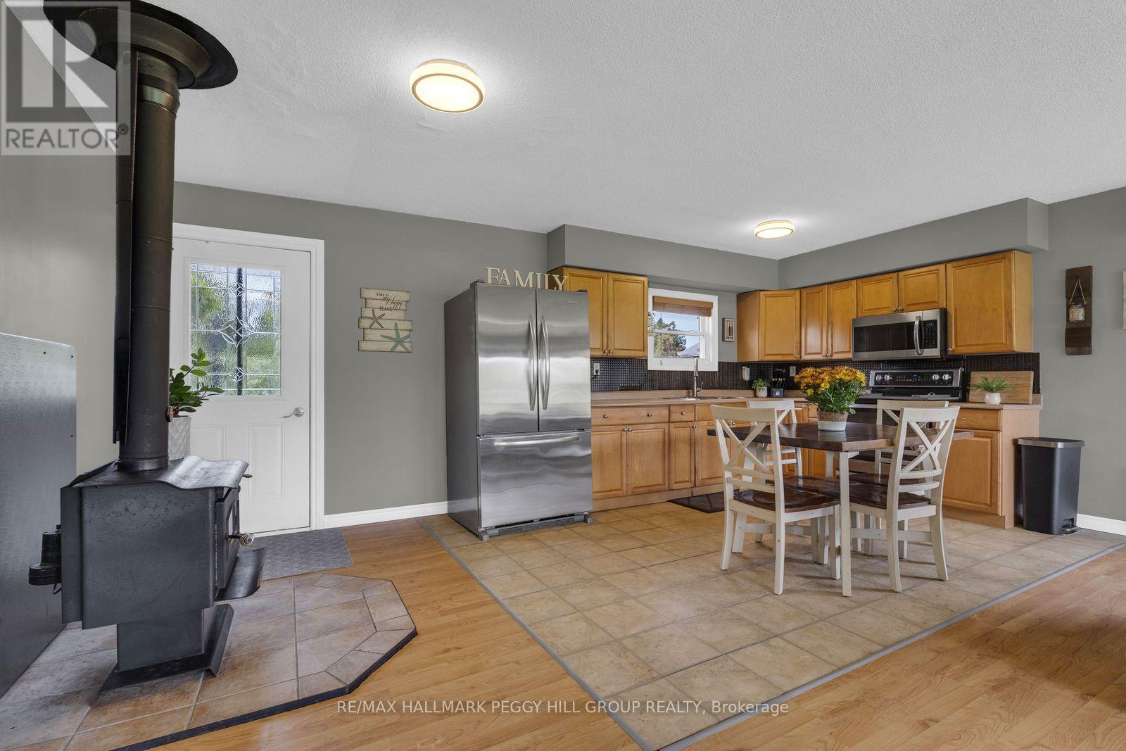 1058 Sunrise Drive Property Photo 5
