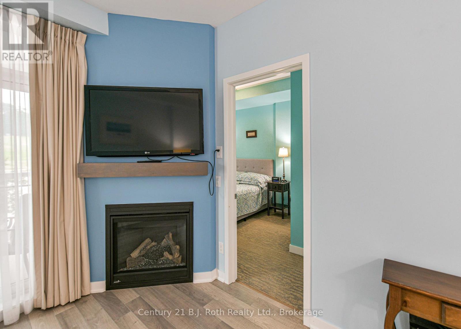 Suite 206 - 40 Horseshoe Boulevard Property Photo 12