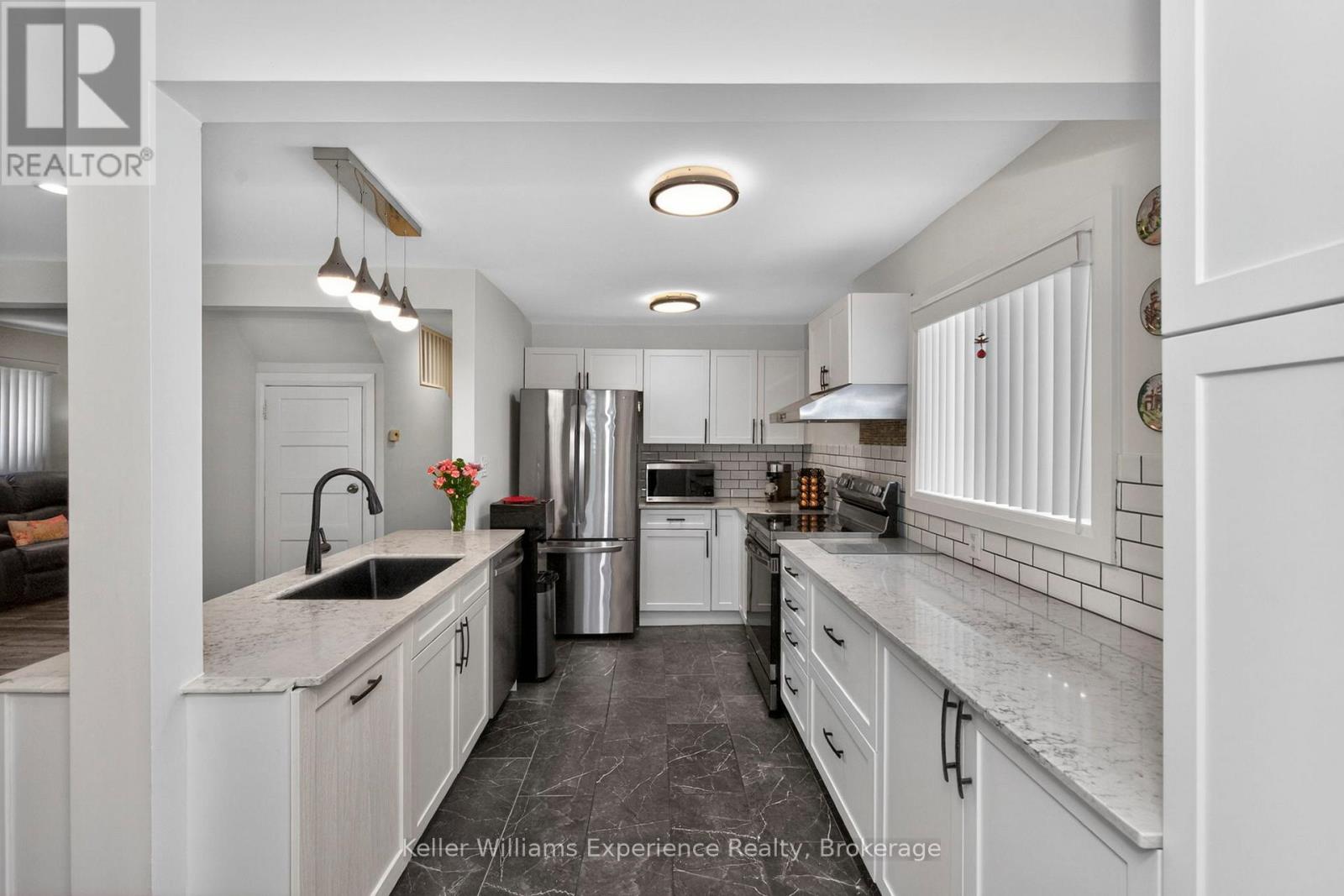 174 Seventh Street Property Photo 6