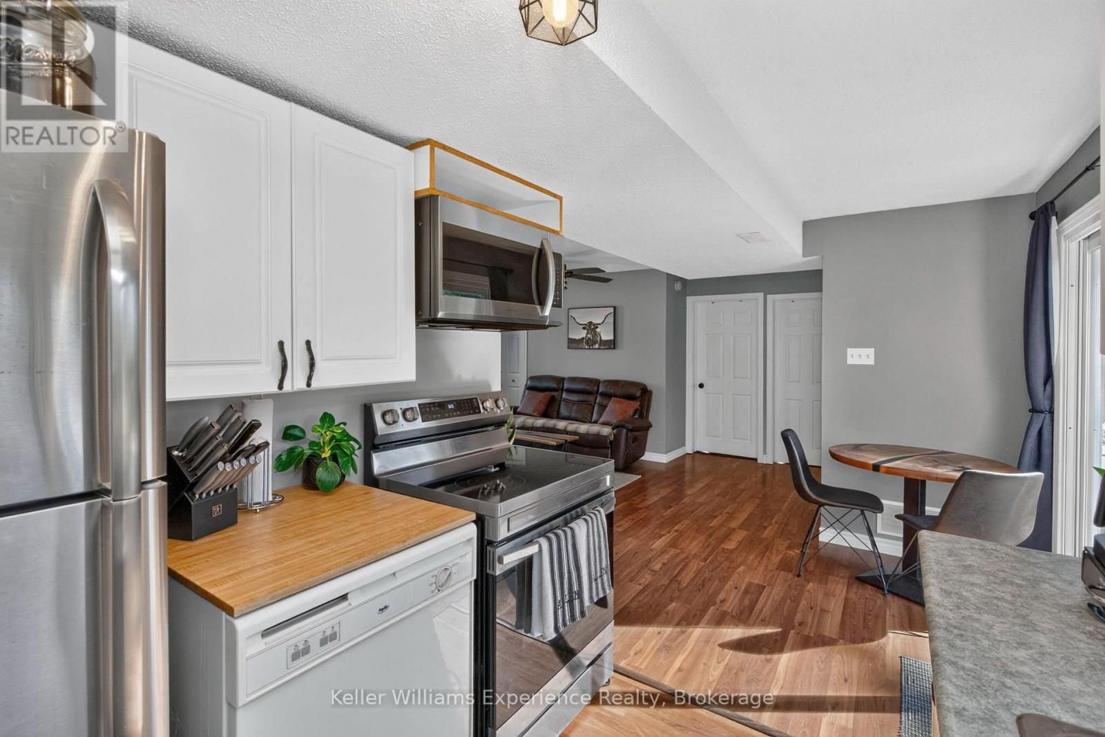 4614 25 Side Road Property Photo 16