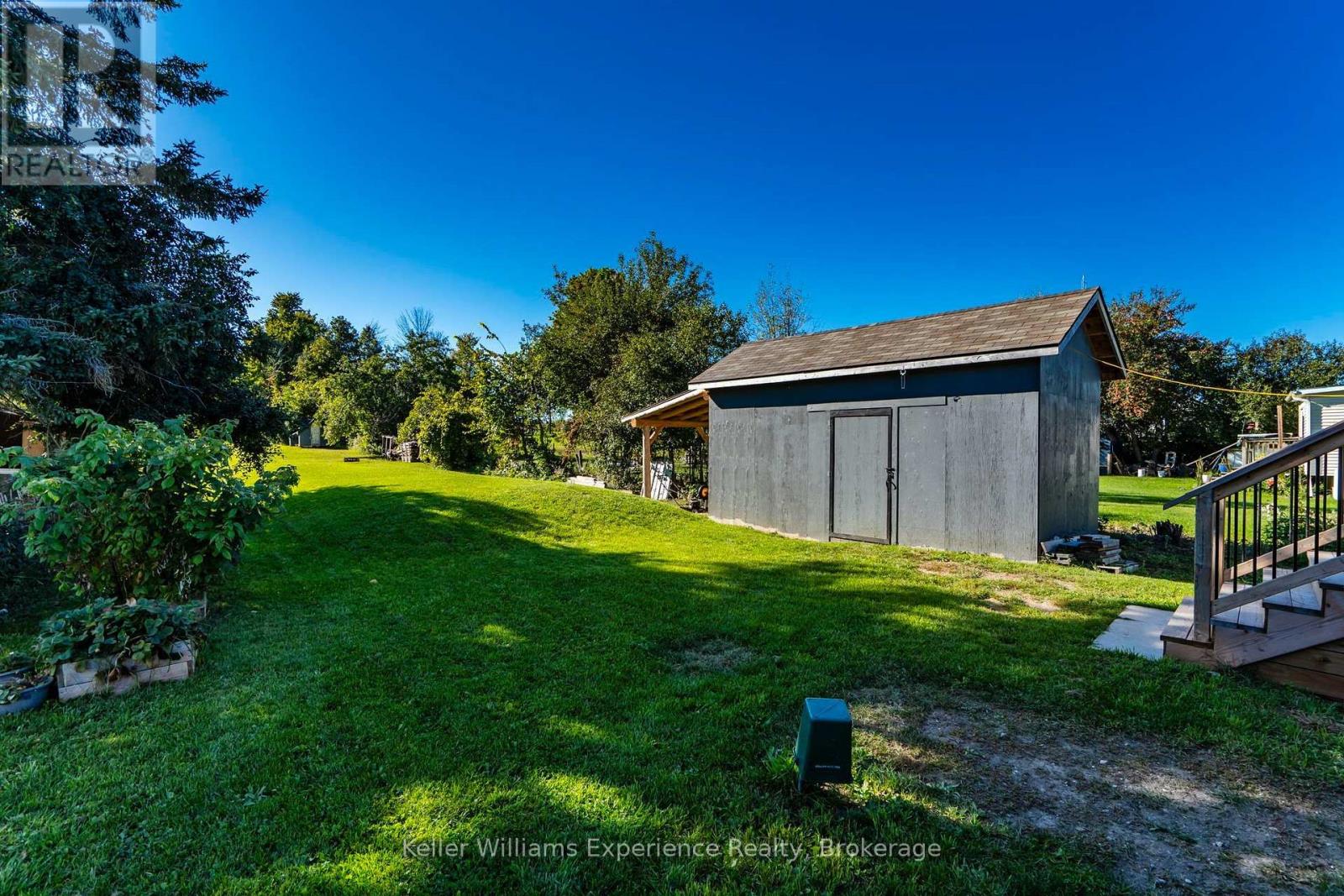 4614 25 Side Road Property Photo 34