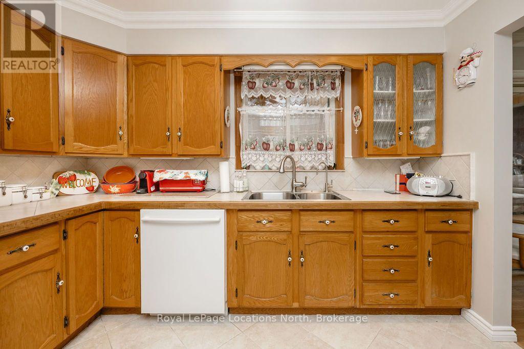 1000 Lawson Road Property Photo 13