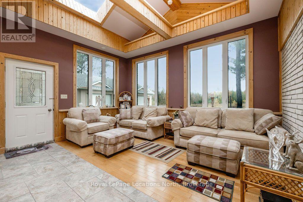 1000 Lawson Road Property Photo 15