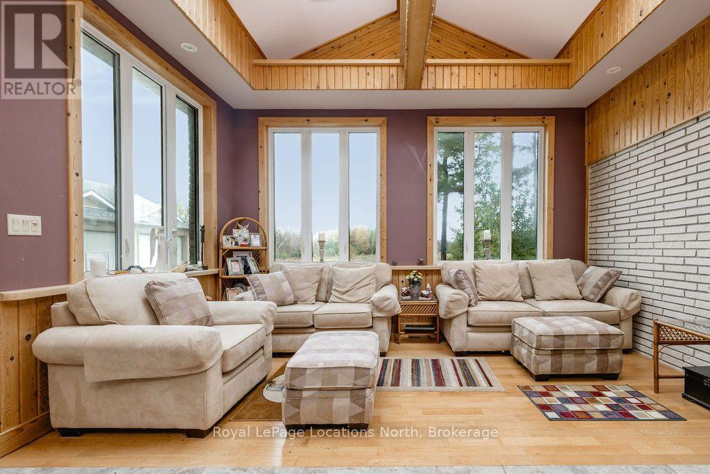 1000 Lawson Road Property Photo 16